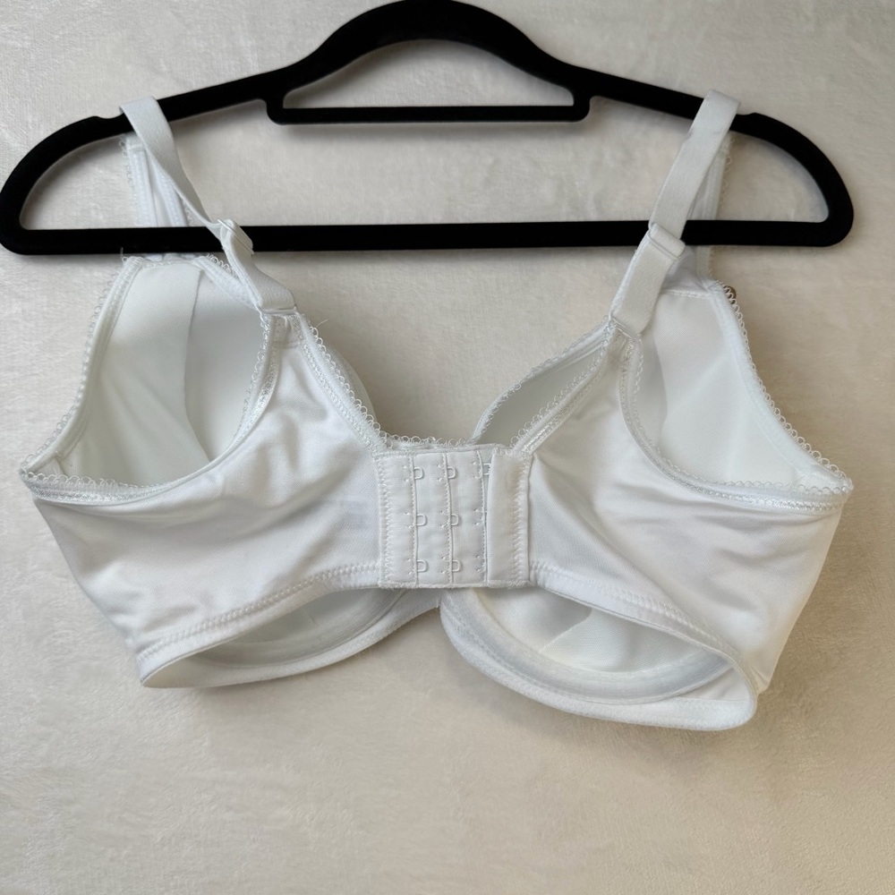 Wacoal White Underwire T Shirt Bra 32DD Smooth Full Coverage Everyday Bra - Picture 2 of 4